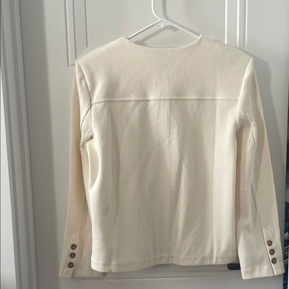 Banana Republic Factory Cream Collarless Cropped Jacket - Picture 3 of 5